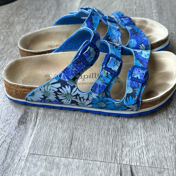Birkenstock Papillio floral Florida sandal. - Picture 4 of 9